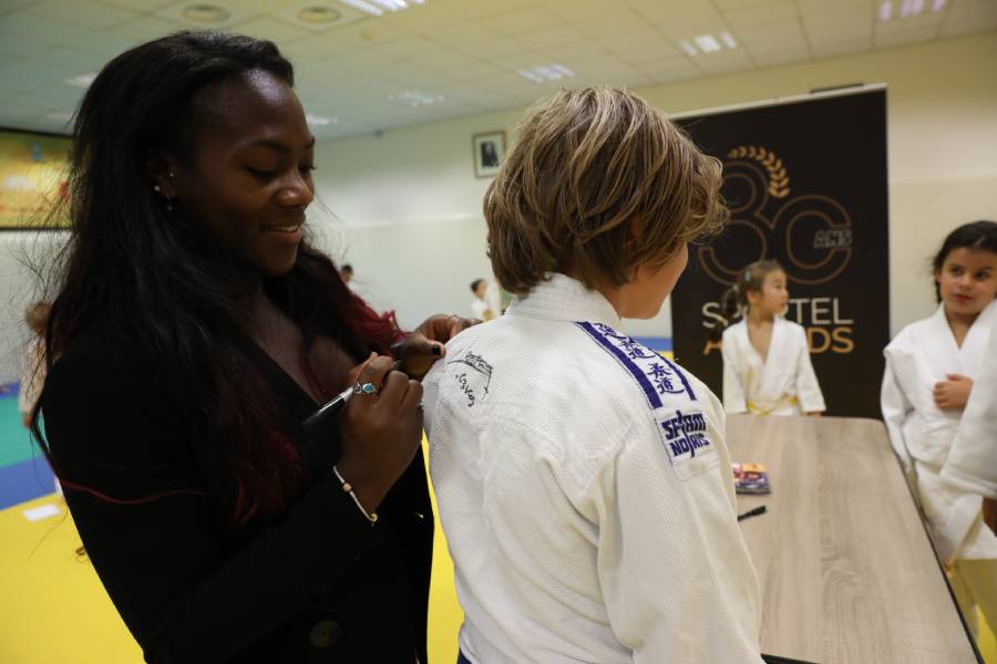 Rencontre entre Clarisse Agbegnenou et les jeunes judokas du club de judo de Monaco – SPORTEL Awards 2020